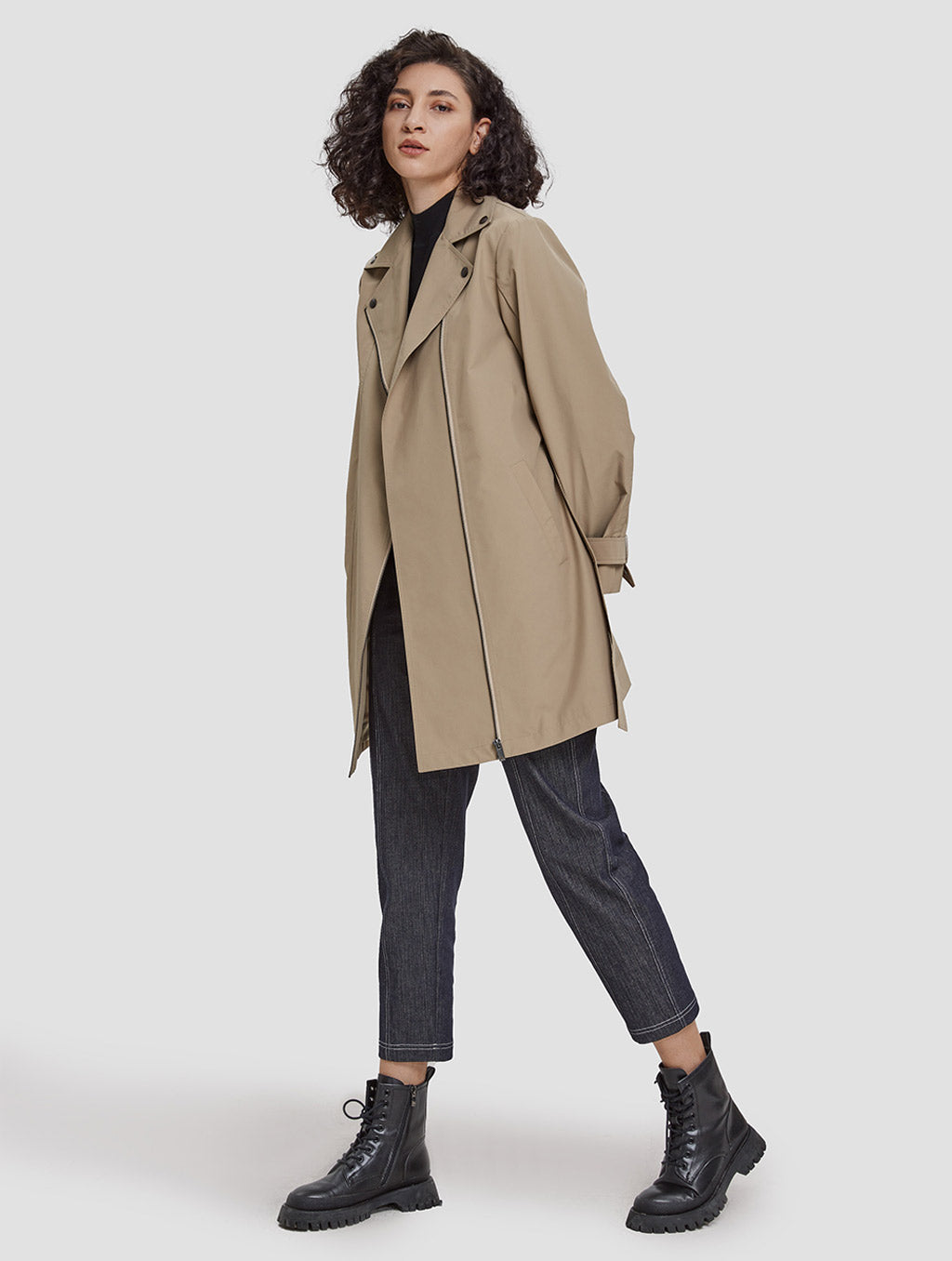 Thigh-length Belted Windbreaker