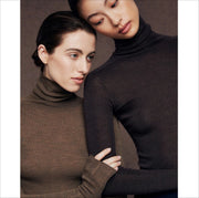 Knitted bottomed shirt top