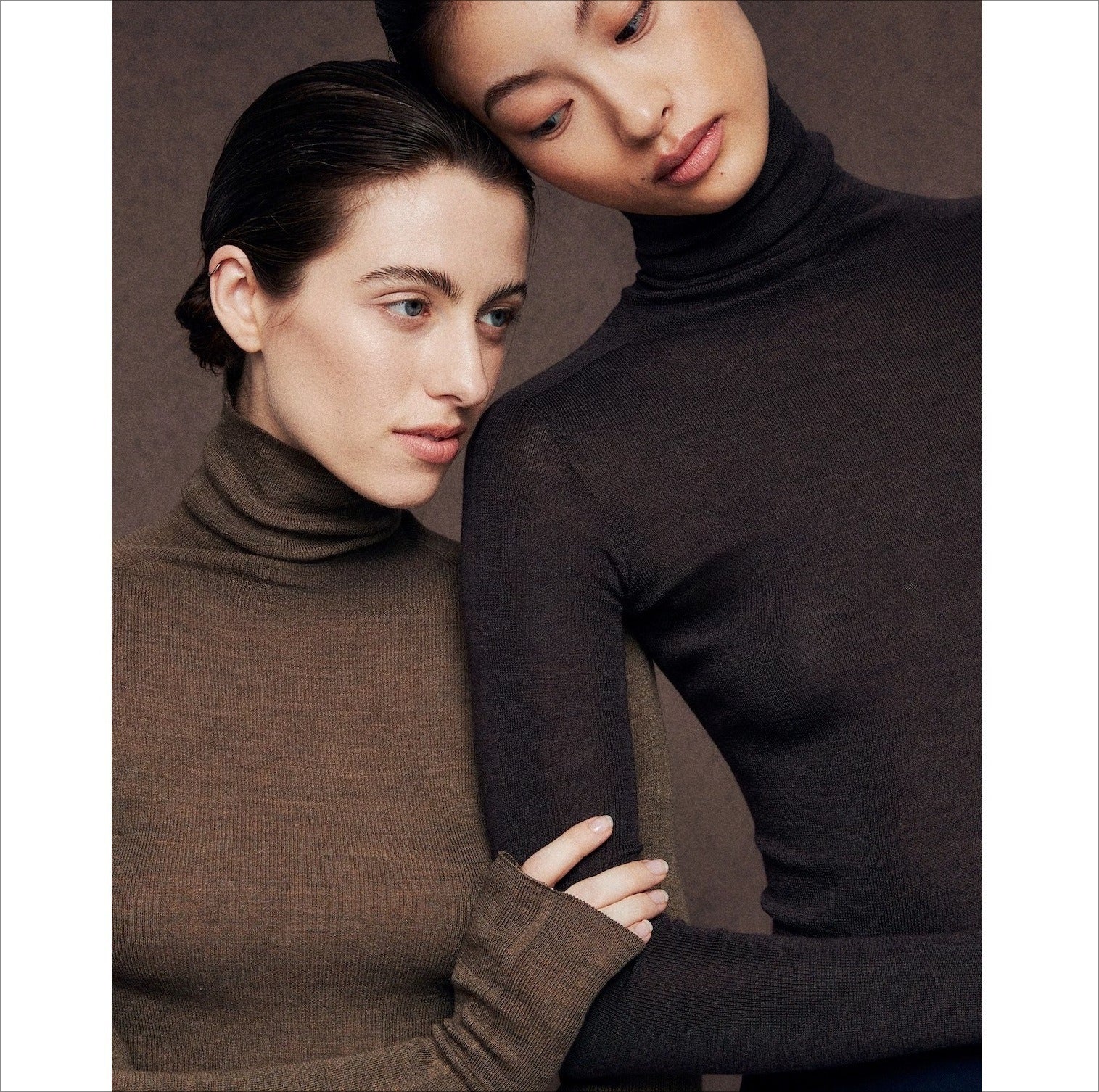 Knitted bottomed shirt top