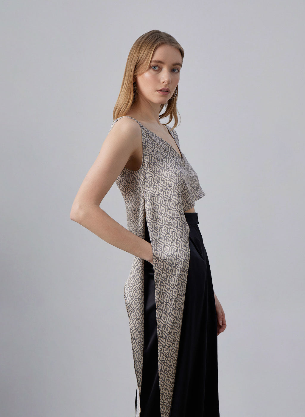 Geometric Print Asymmetrical-Hem Silk Tank Top