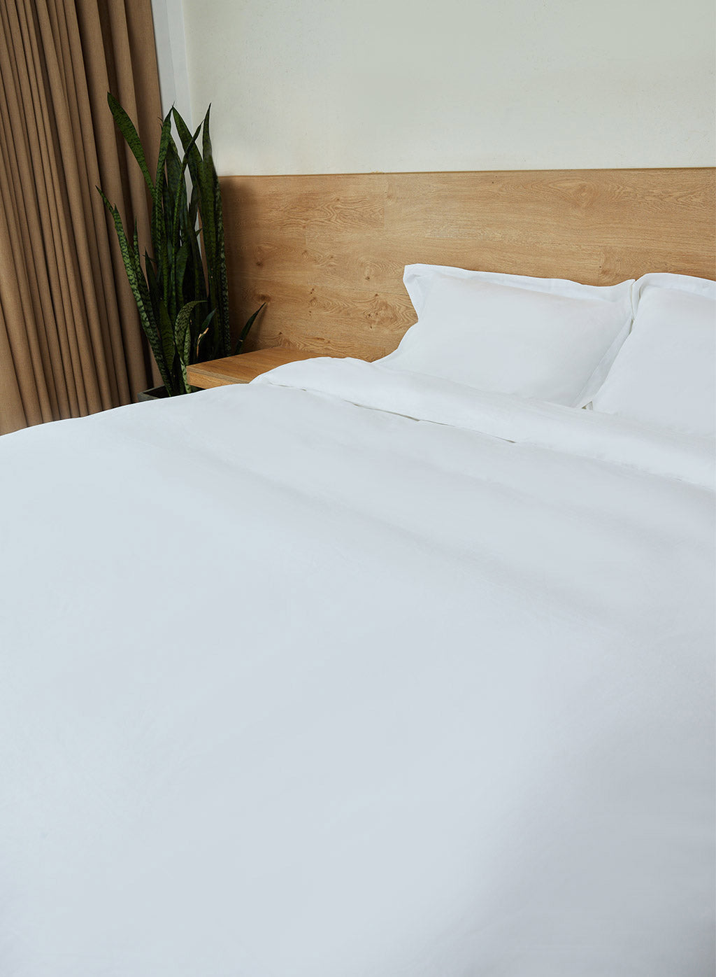 200 TC Long-Staple Cotton Duvet Cover Set - White