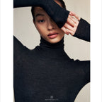 Knitted bottomed shirt top