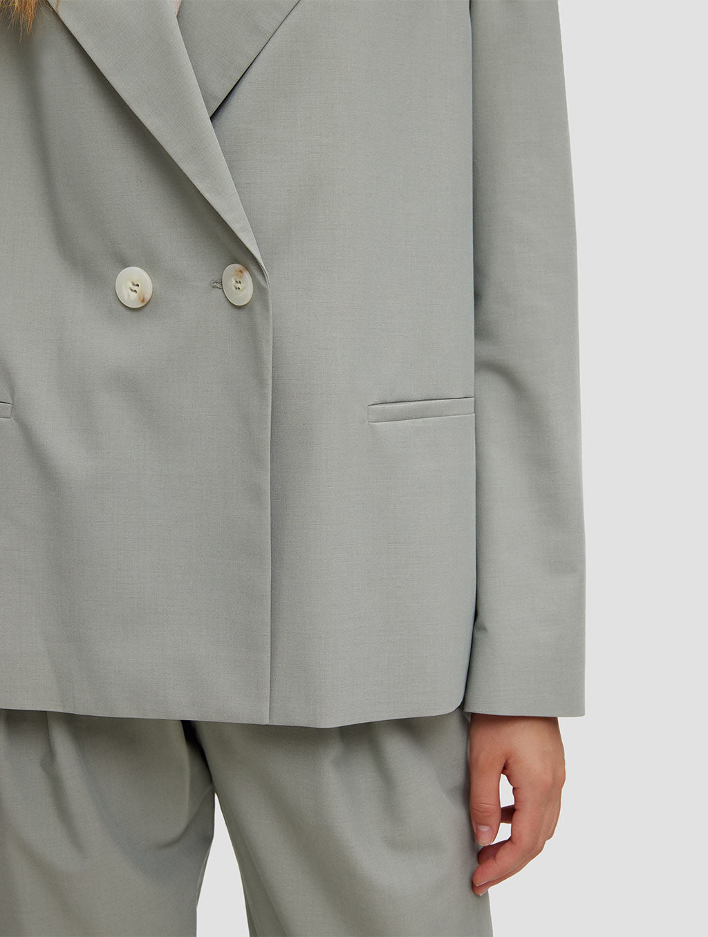 Boxy two button blazer- detail- Pale green2