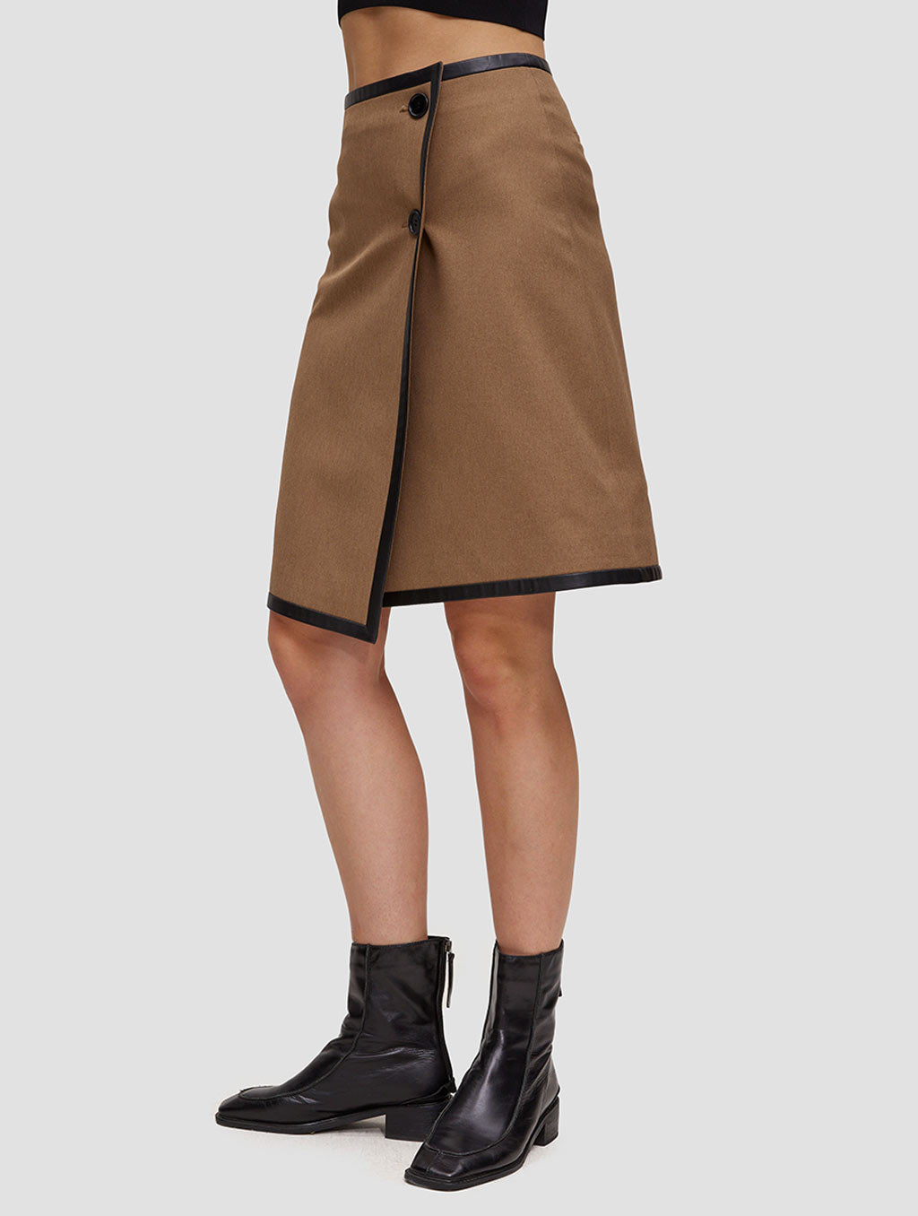 Button trim skirt - side- chestnut