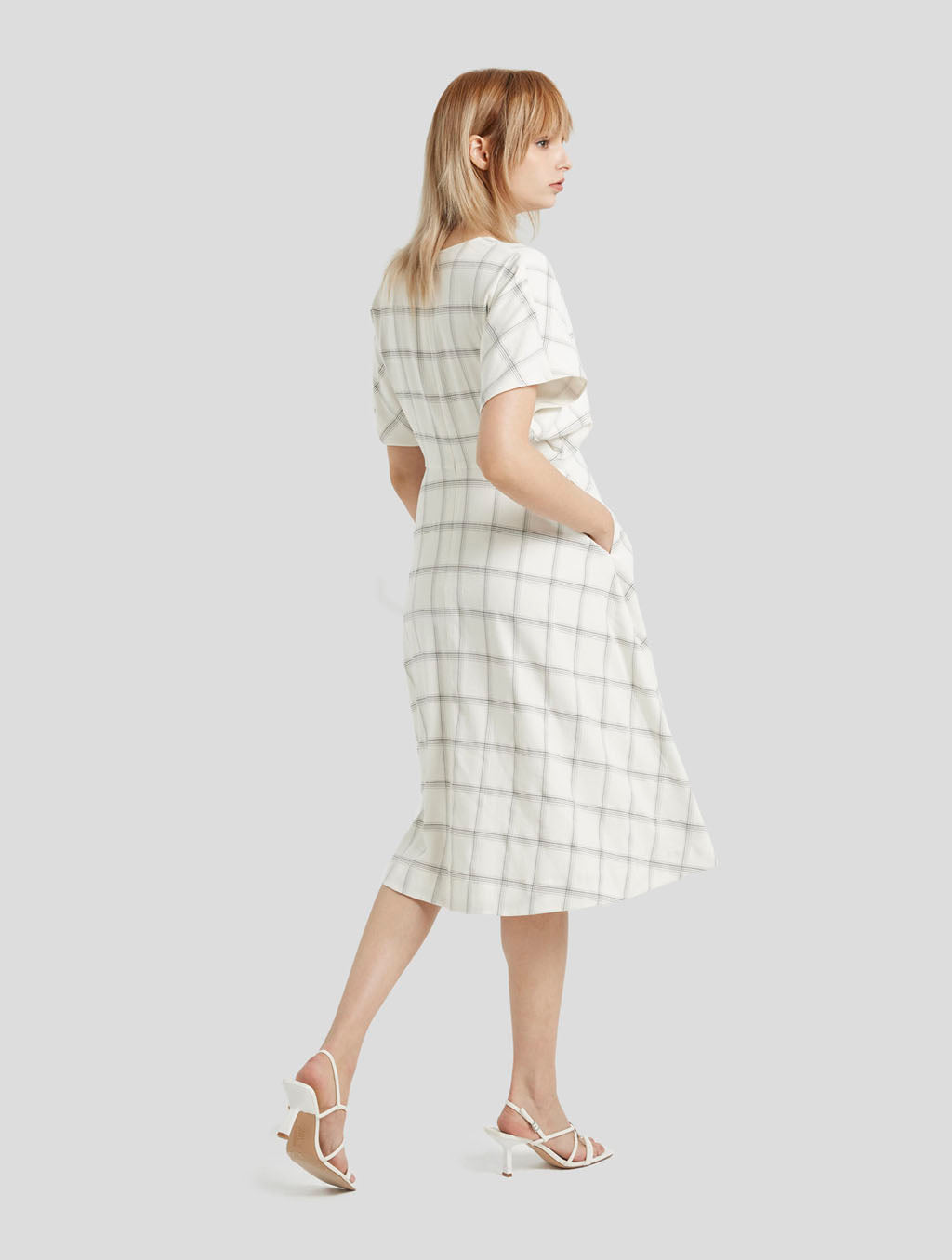 Checkered Short Sleeve Flared Dress