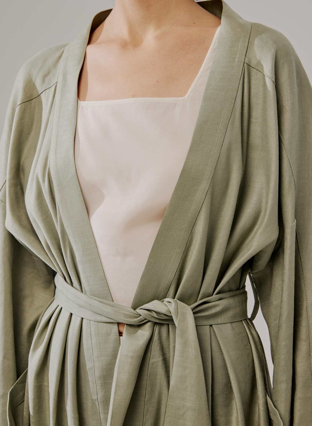 NAP Flowy Linen Robe