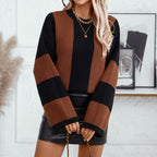 Loose crew neck knitted sweater contrasting colors