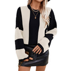 Loose crew neck knitted sweater contrasting colors
