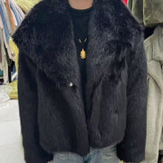 New trendy European and American style fur coat, fox fur coat