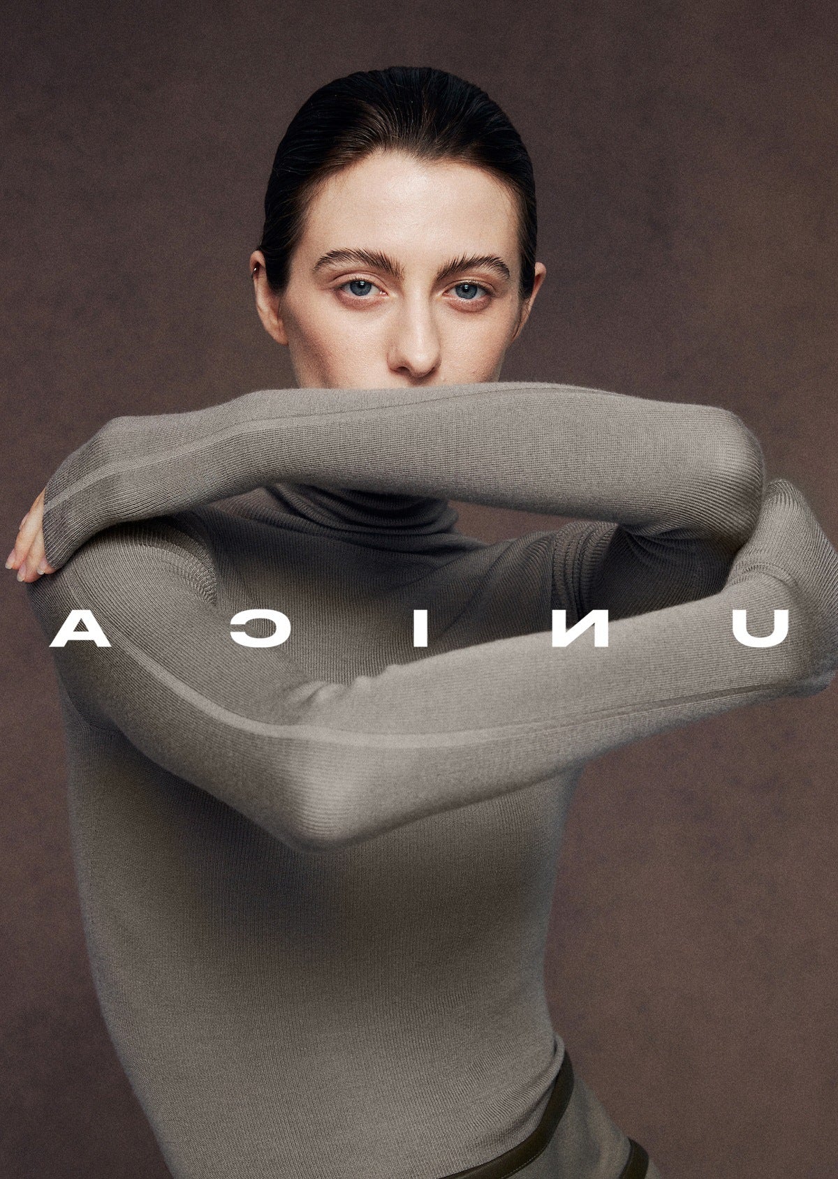 Knitted bottomed shirt top