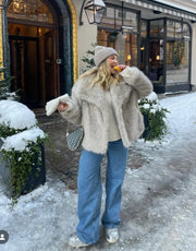 New trendy European and American style fur coat, fox fur coat