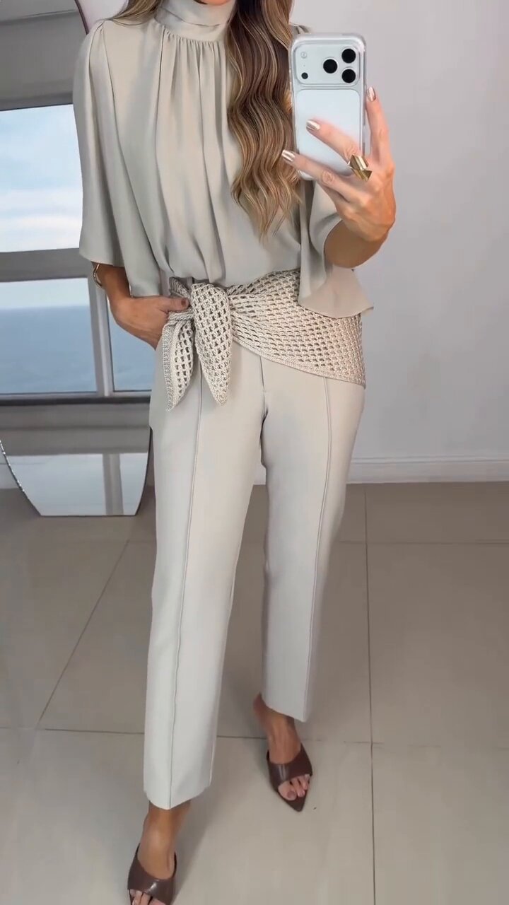 Turtleneck top straight trousers nine-point trousers