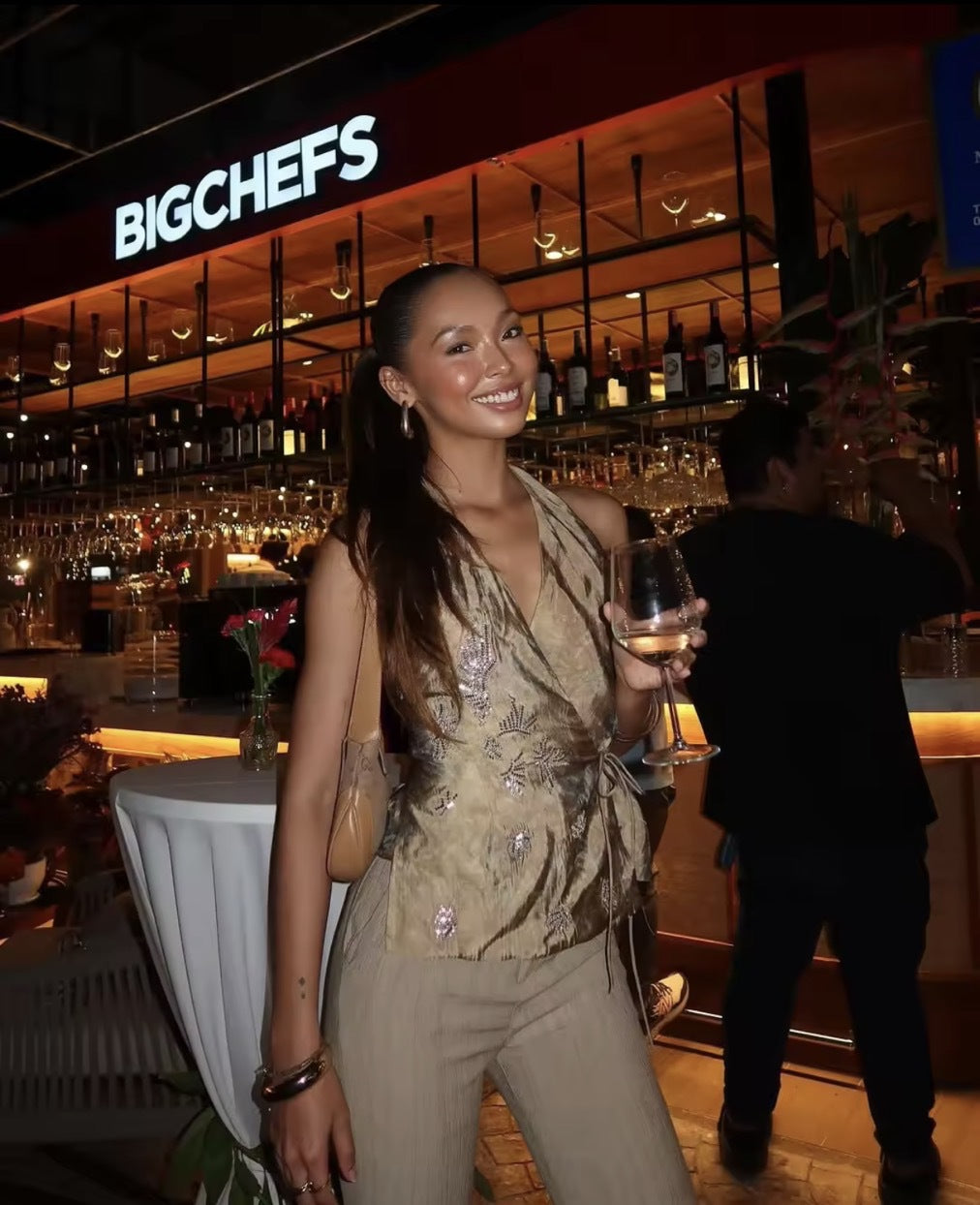 Printed sleeveless lace-up top + wide-leg pants set