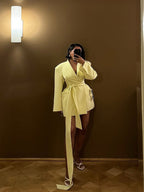 Solid color wide shoulder lace-up waist long-sleeved suit