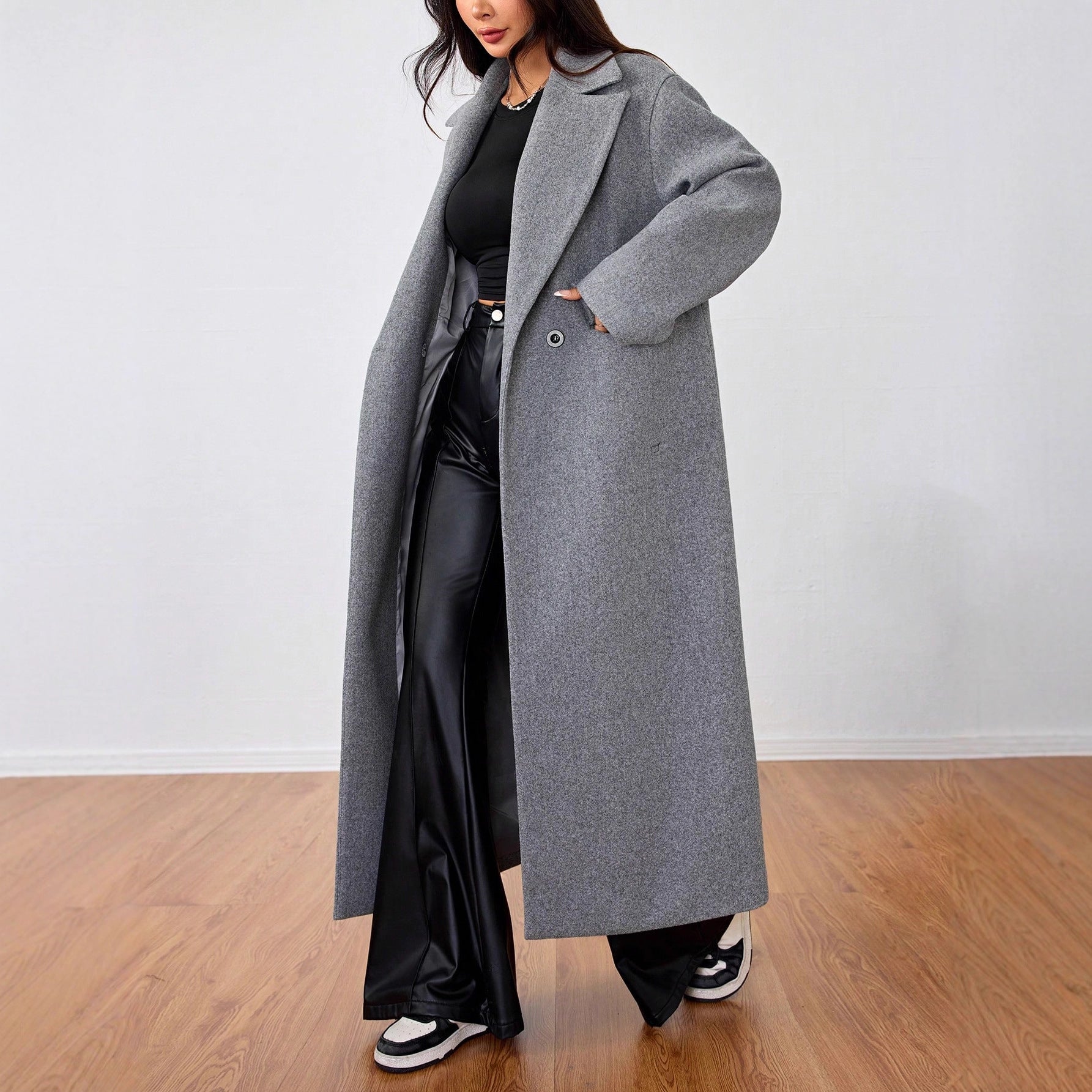 Solid color lapel long coat
