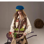 Splicing knitted sweater