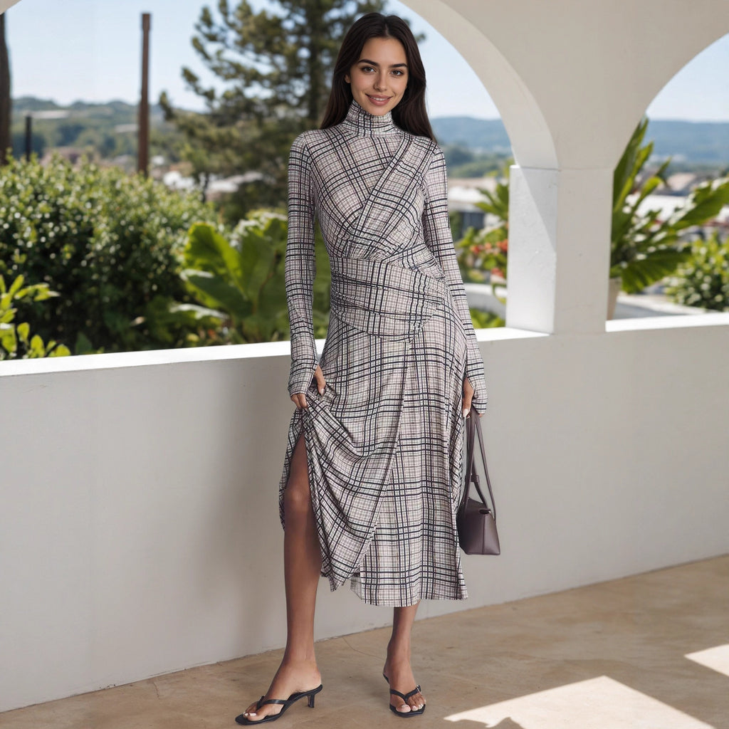 Stand-up collar long-sleeved plaid fabric pleated and thin casual dress