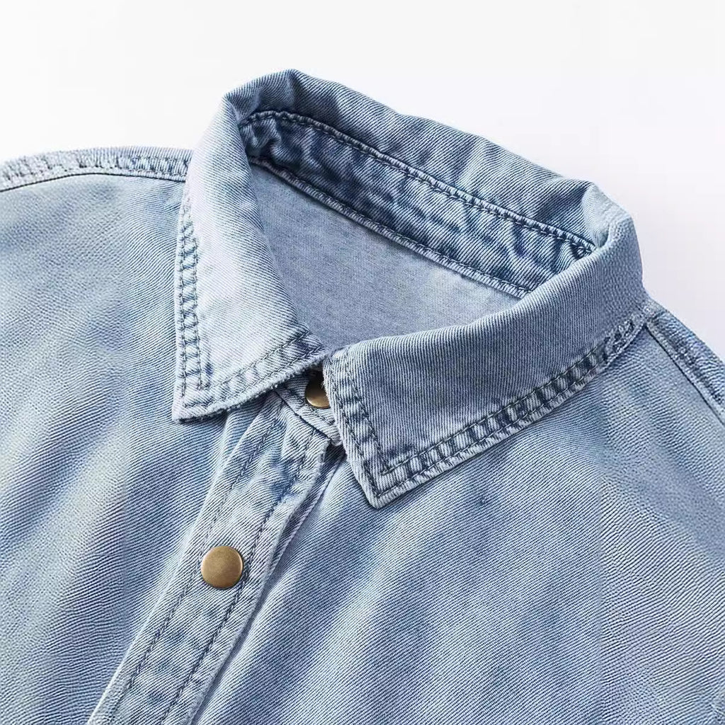 Slim-fit long-sleeved jacket