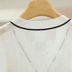 Simple striped V-neck plaid short-sleeved knitted sweater