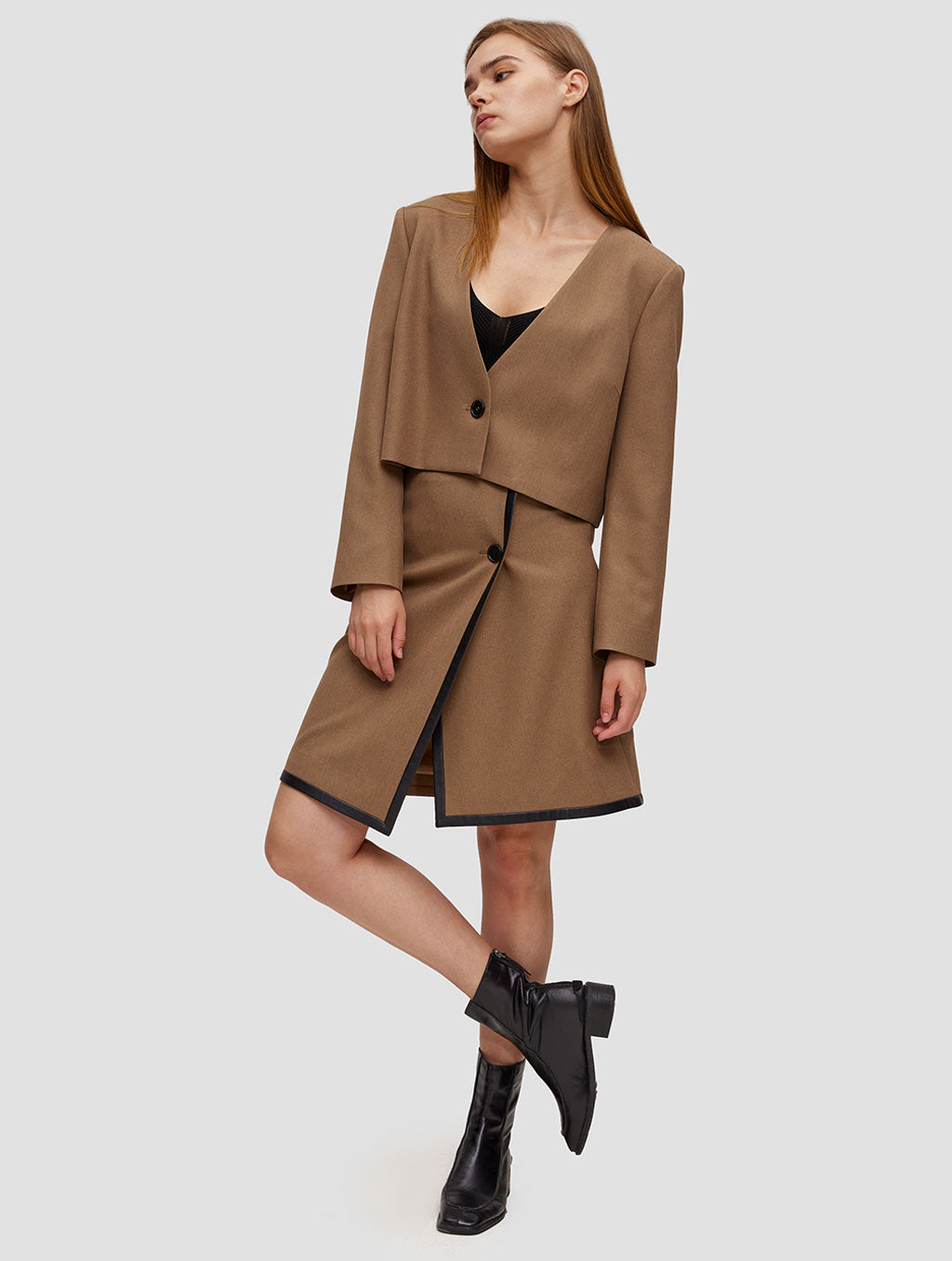 cropped one button blazer-whole body-brown