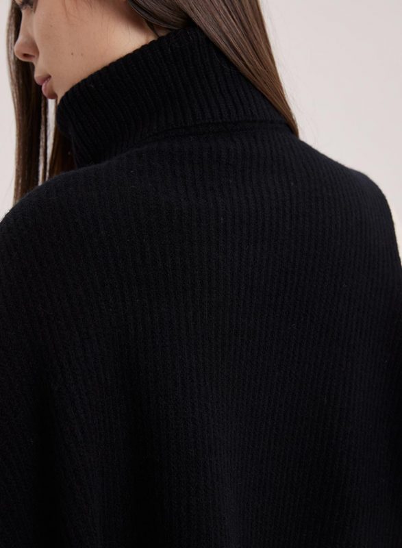 Fashionable Cape Top in Black | Wool Poncho | Nap Loungewear