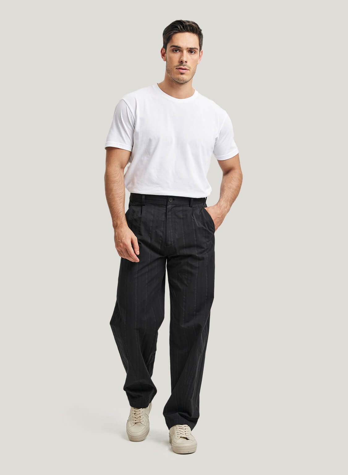Sand Pleated Vigo Pants in Pure Cotton | SUITSUPPLY US